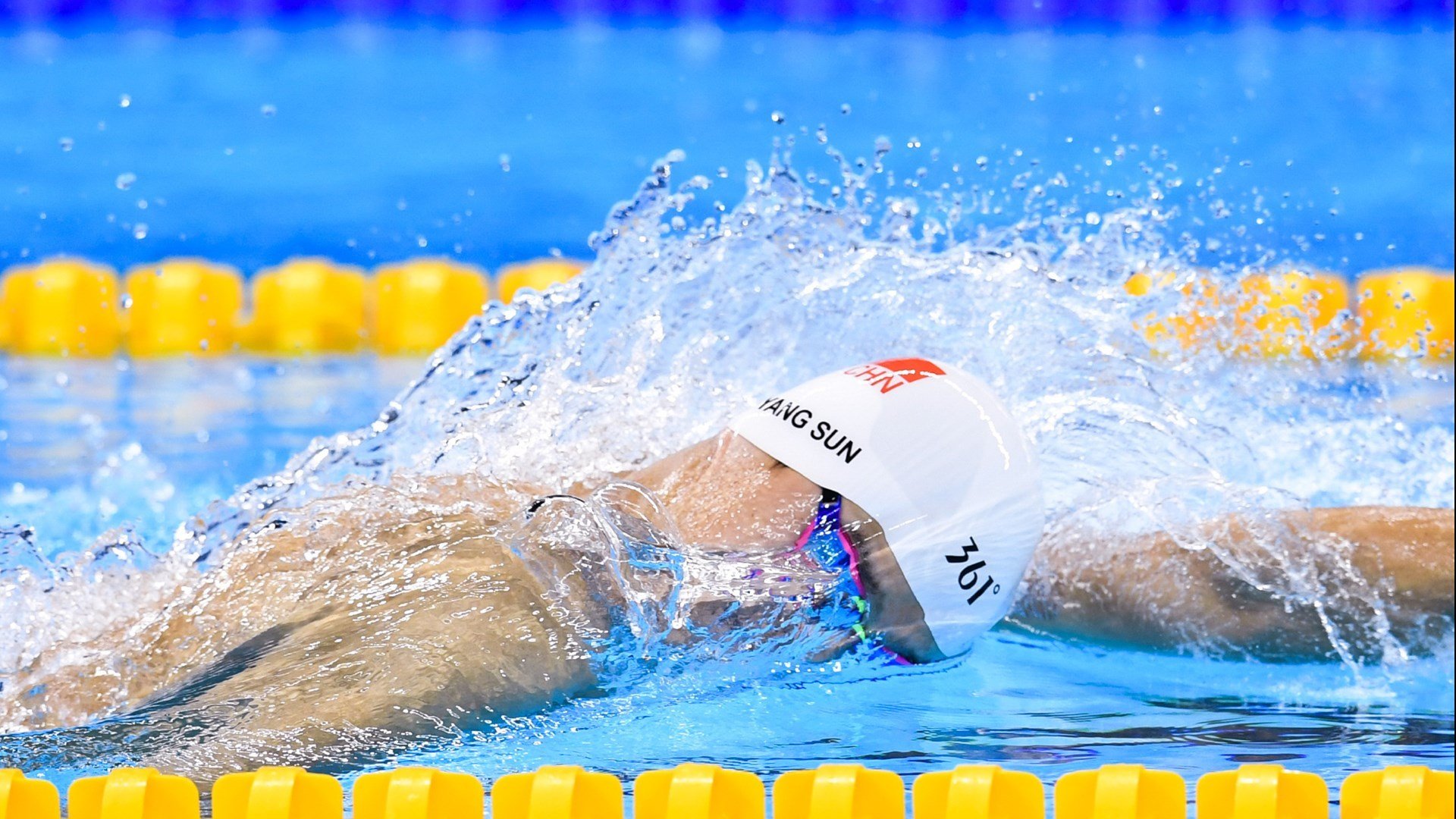 拜仁锋线新星持续高光表现，未来潜力无限，拜仁 新星