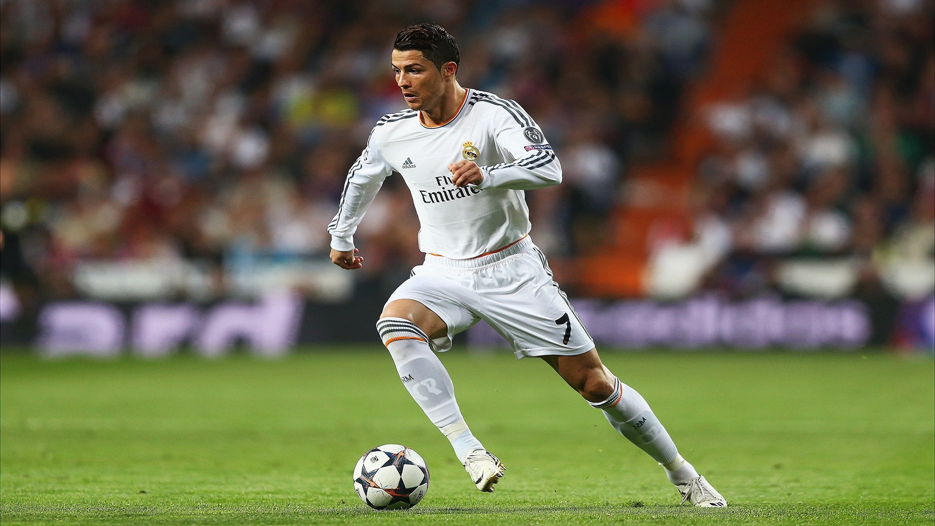 爱游戏体育（AYX）官方APP下载-未来天王的崛起：欧冠中的春天故事，欧冠预言